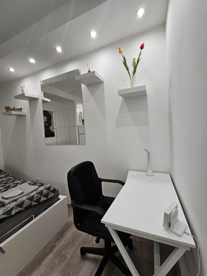 Smart Studio In The Heart Of Budapest Esterno foto